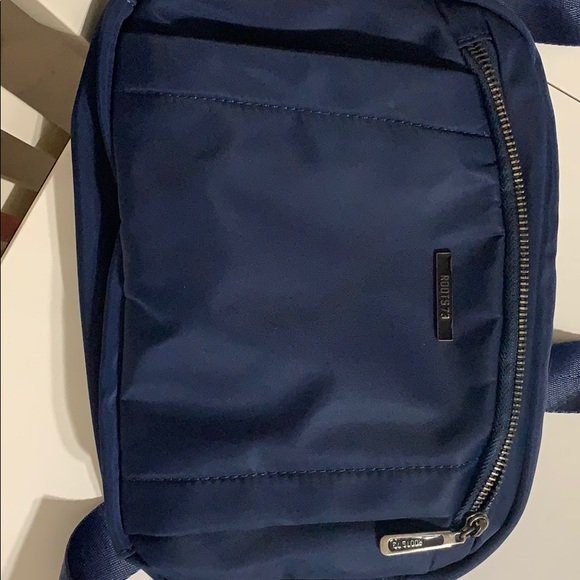 Roots73 Cross Body bag - Picture 8 of 8